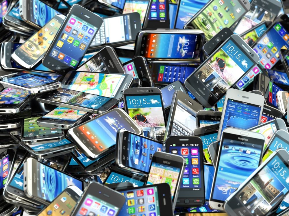 Used smartphones and recycling