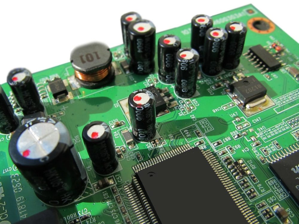 benefits of e-waste recycling